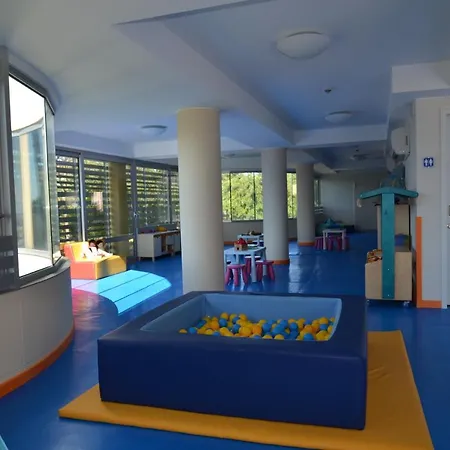 Laguna Park 4superior Hotell