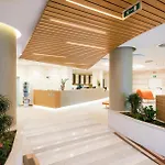 מלון Laguna Park 4superior 4*