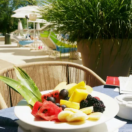 Laguna Park 4superior 4* ビビオーネ