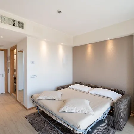 ホテル Laguna Park 4superior 4*