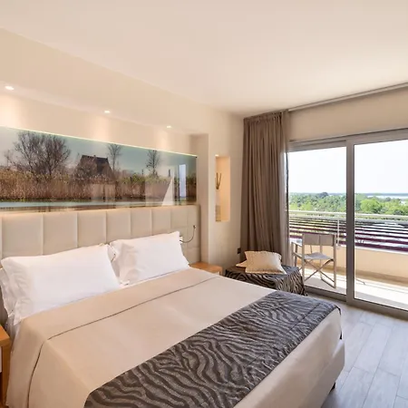 Laguna Park 4superior ホテル