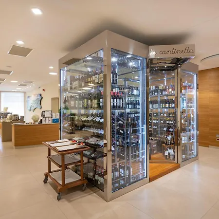 Laguna Park 4superior ホテル